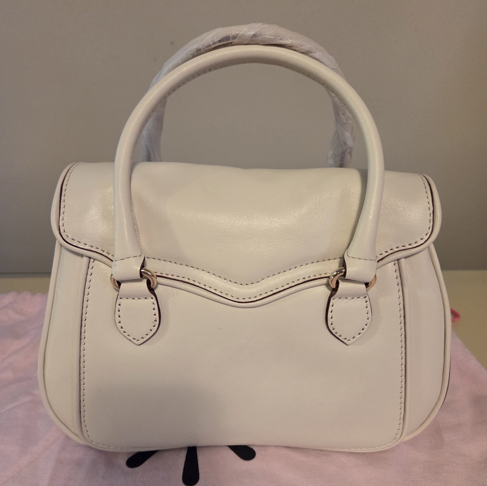 ISSAC MIZRAHI Creme Colored Small Crossbody. - Picture 2 of 7